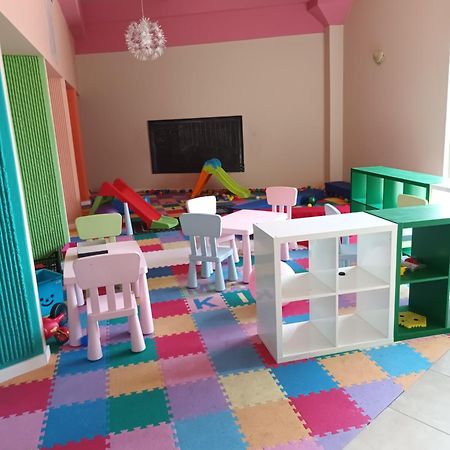 Hotel Mara Baia Mare Bagian luar foto