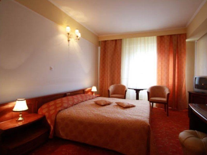 Hotel Mara Baia Mare Bagian luar foto